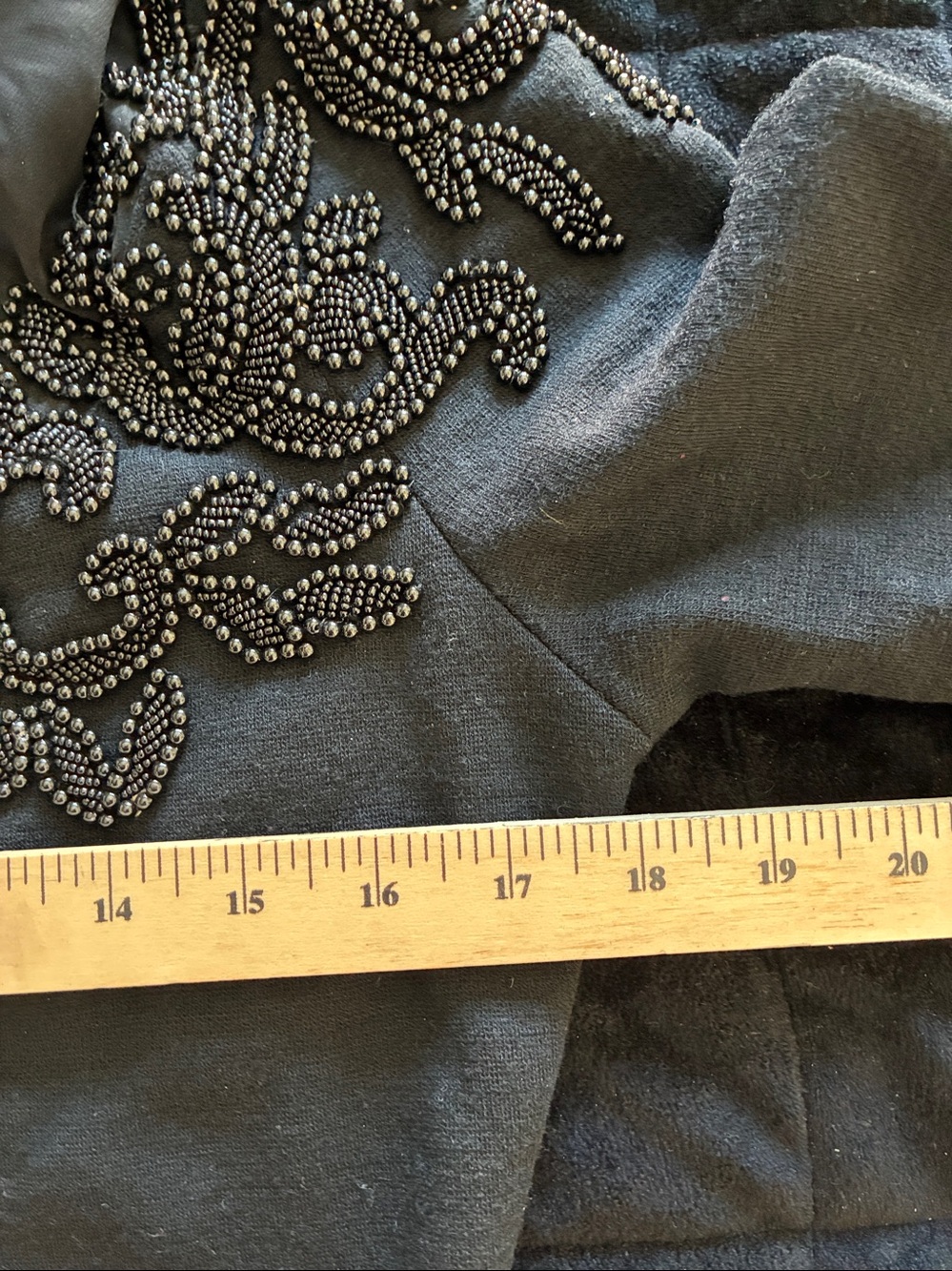 Carmen Marc Valvo Dress Black Beaded BodyCon Dress Wool Floral Applique Size M - Picture 7 of 9